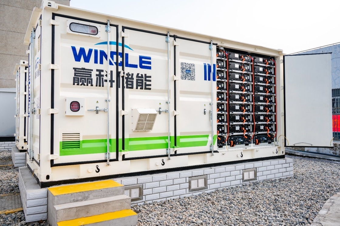 Energieopslagcontainersysteem voor elektriciteitscentrales met IP54-bescherming en lange levensduur