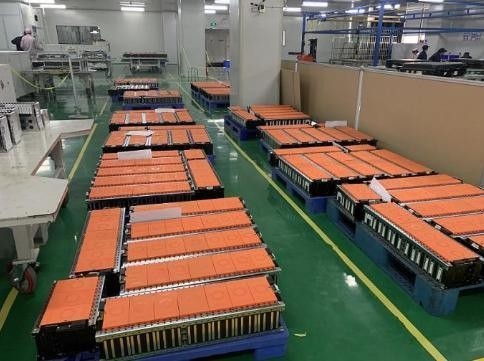 Hoge energiedichtheid gestandaardiseerde 43,8V 128Ah NMC batterij voor elektrische industriële vrachtwagens