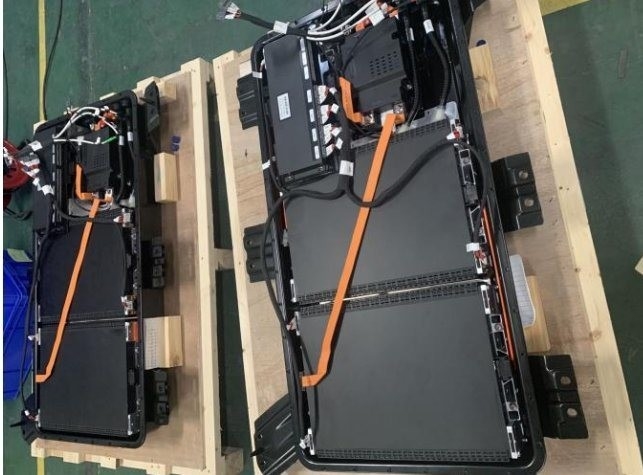 Hoog ontladingspercentage 8c 131,4V 34ah Nmc Batterijen voor elektrische voertuigen Phev Batterijpakket
